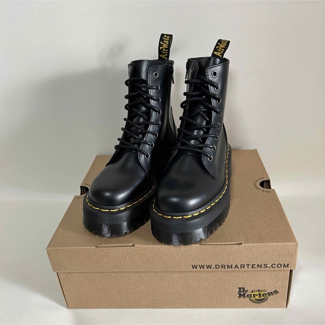 Dr.Martens(ドクターマーチン)のDr.Martens JADON レディースの靴/シューズ(ブーツ)の商品写真