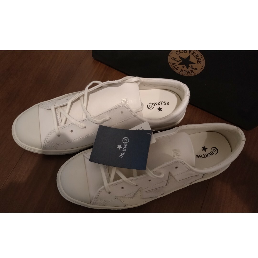 CONVERSE(コンバース)の新品未使用　コンバース　トリオスター　ホワイト　レザー メンズの靴/シューズ(スニーカー)の商品写真