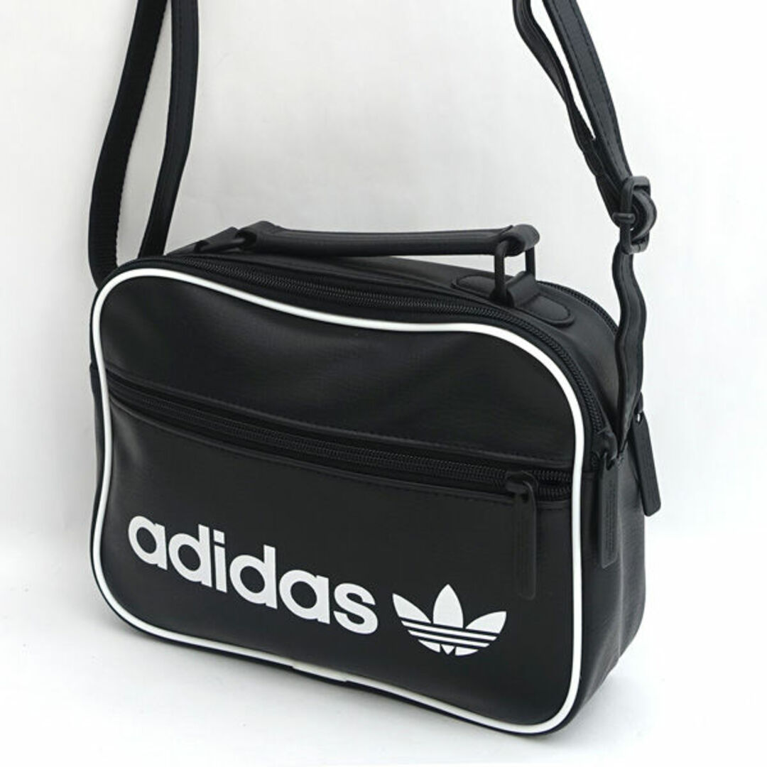 adidas(アディダス)のadidas / アディダス ◆ミニショルダーバッグ/VINT MINI AIRL BAG/ブラック DH1004 【バッグ/バック/BAG/鞄/カバン】 メンズファッション【中古】 [0220478289] メンズのバッグ(ショルダーバッグ)の商品写真