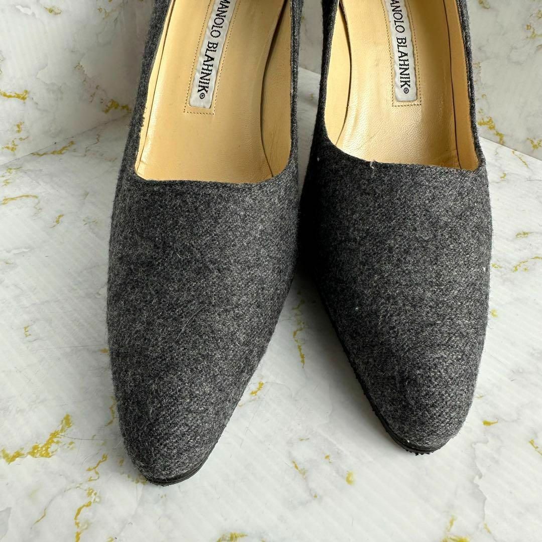 MANOLO BLAHNIK(マノロブラニク)のマノロブラニク ✨美品 パンプス  グレー サイズ37.5(24.5cm) レディースの靴/シューズ(ハイヒール/パンプス)の商品写真