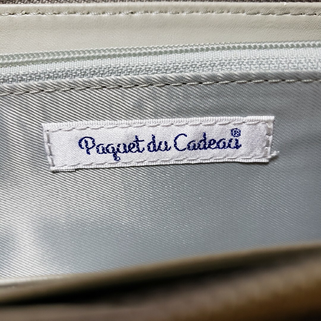 Paquet du Cadeau(パケカドー)のPaquet du cadeau 長財布 レディースのファッション小物(財布)の商品写真