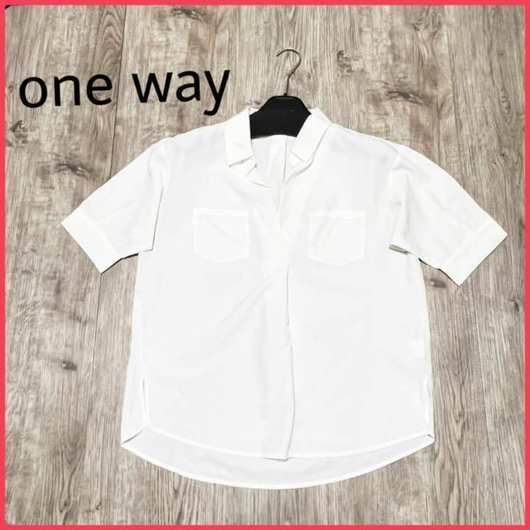 one*way(ワンウェイ)のone way スキッパーシャツ　ボタンなし　半袖 　Yシャツ　襟付き　薄手　○ レディースのトップス(Tシャツ(半袖/袖なし))の商品写真