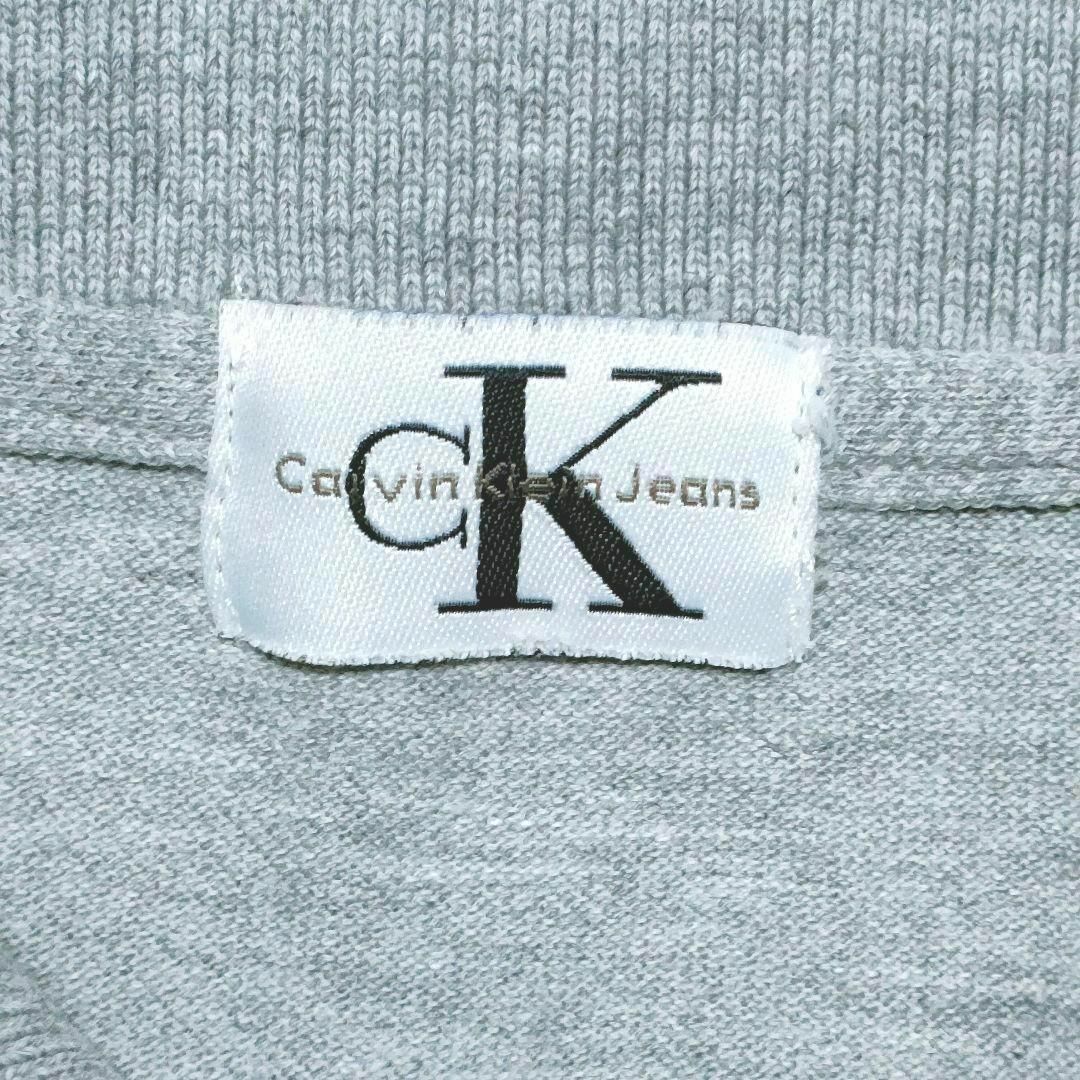 Calvin Klein(カルバンクライン)のCalvin Klein　刺繍ロゴ入りポロシャツ　半袖　グレー　ゴルフ　人気　◎ メンズのトップス(Tシャツ/カットソー(半袖/袖なし))の商品写真