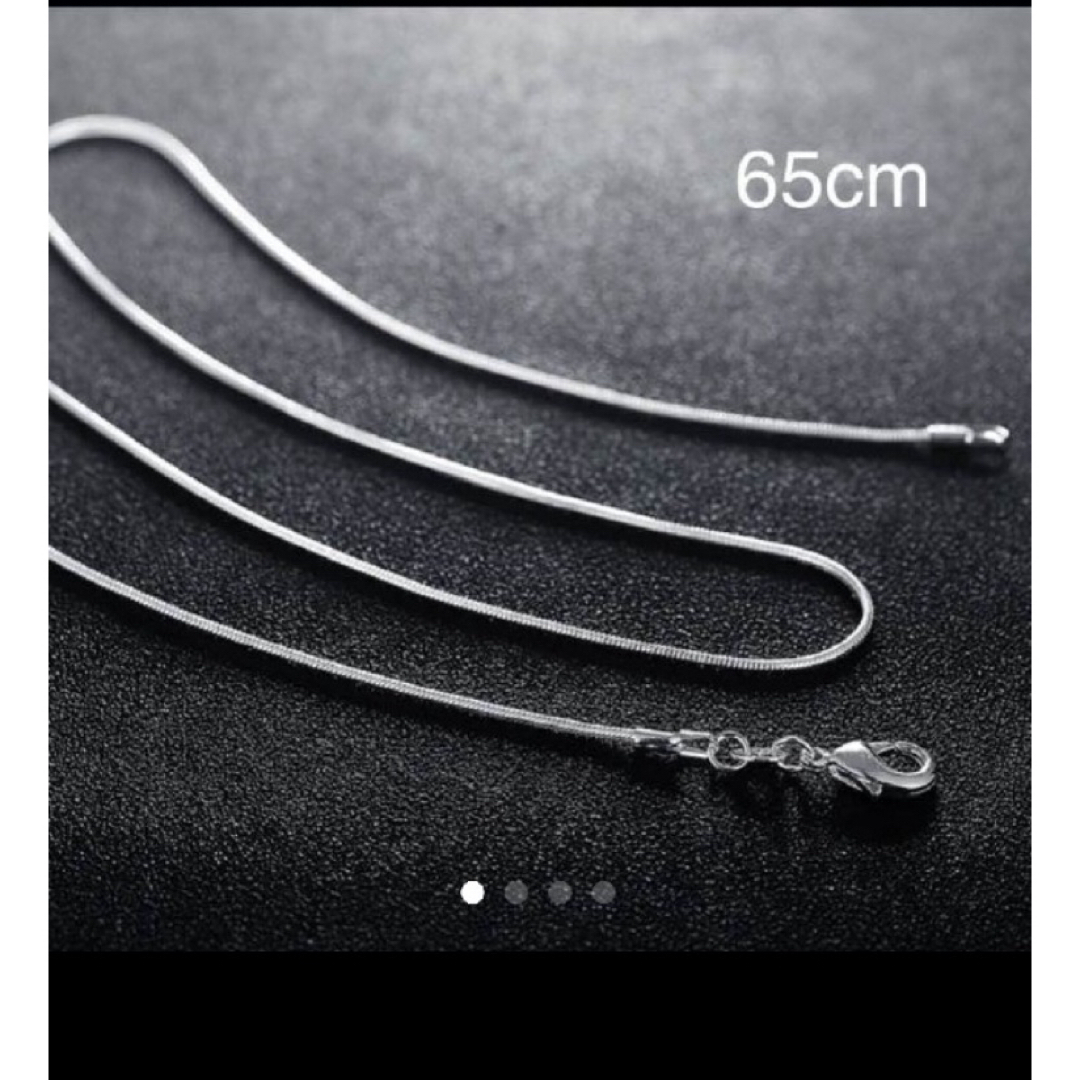 《新品》値下げ❗海外 スネークチェーン    65cm  ネックレス レディースのアクセサリー(ネックレス)の商品写真
