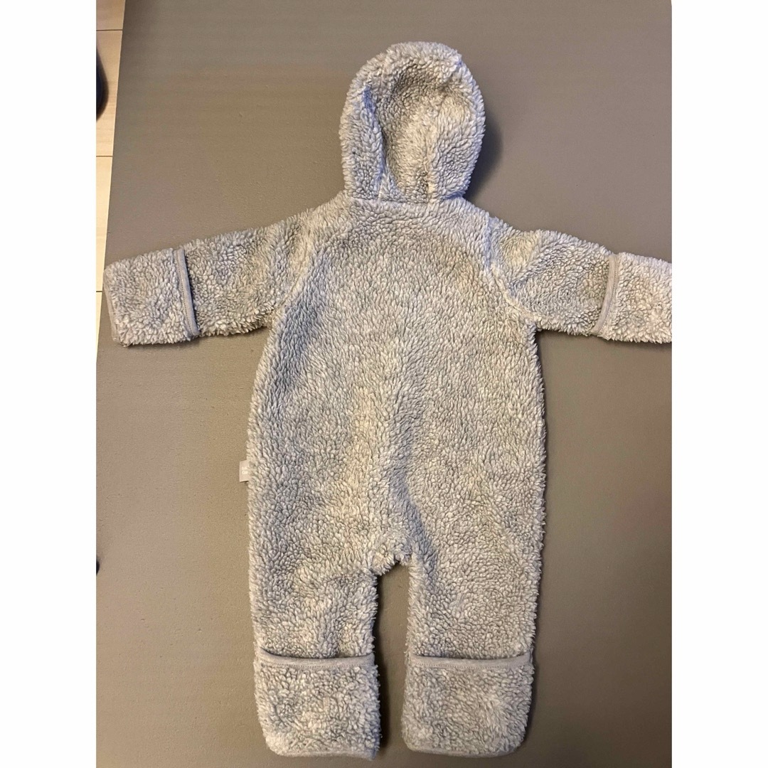 babyGAP(ベビーギャップ)のbabyGAPくまさんパーカー　0-3m キッズ/ベビー/マタニティのベビー服(~85cm)(ジャケット/コート)の商品写真