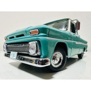 シボレー(Chevrolet)のサンスター/'65 Chevyシボレー C-10 ピックアップ 1/18 (ミニカー)