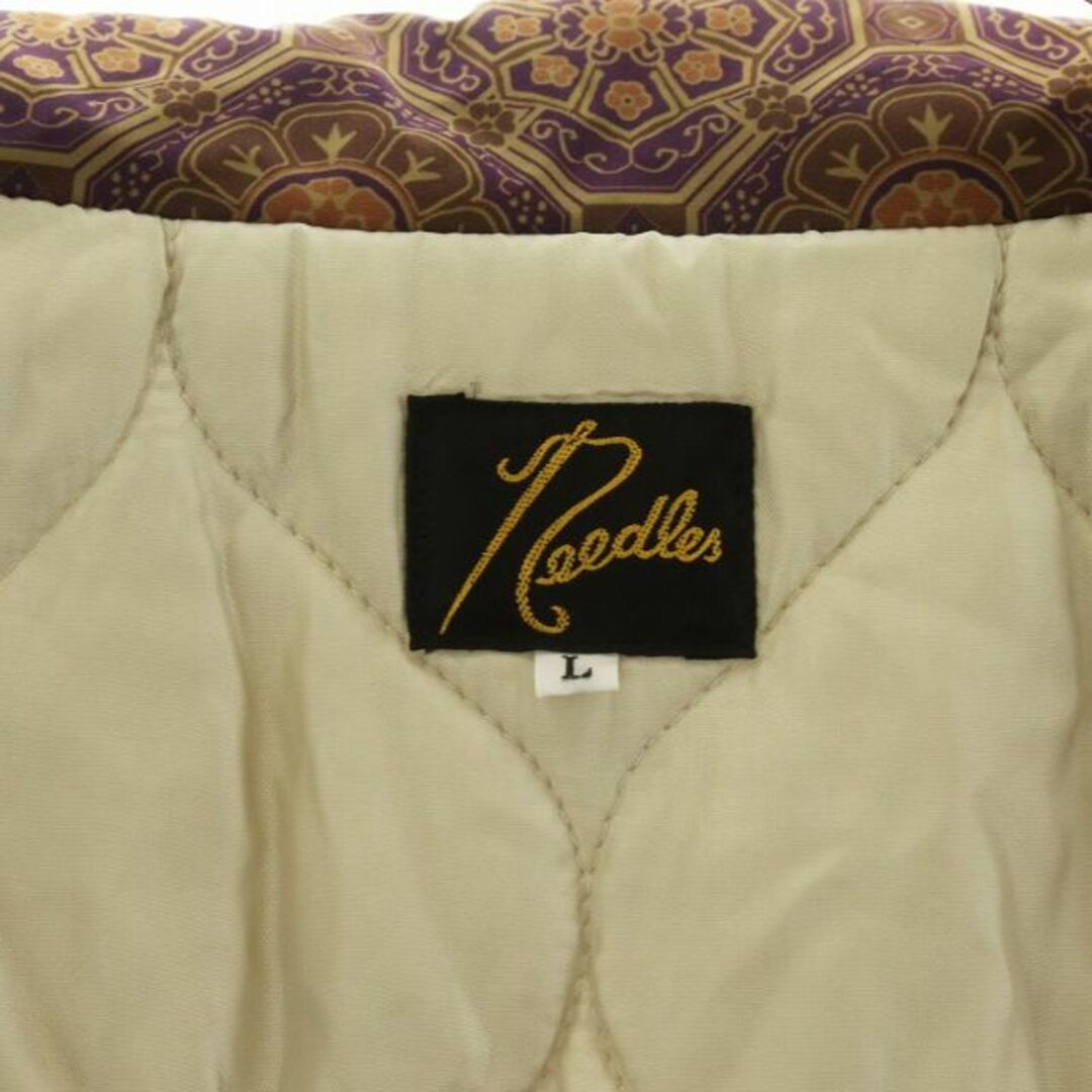 Needles(ニードルス)のNeedles コーチジャケット 中綿キルティング 長袖 総柄 L 茶 紫 メンズのジャケット/アウター(ブルゾン)の商品写真
