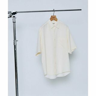 ビューティアンドユースユナイテッドアローズ(BEAUTY&YOUTH UNITED ARROWS)の【OFF WHITE】シルキータッチ レギュラーフォルム テーパード シャツ(その他)