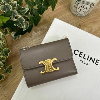 未使用品 CELINE セリーヌ レザー  二つ折り財布 ゴールドカラーレディース