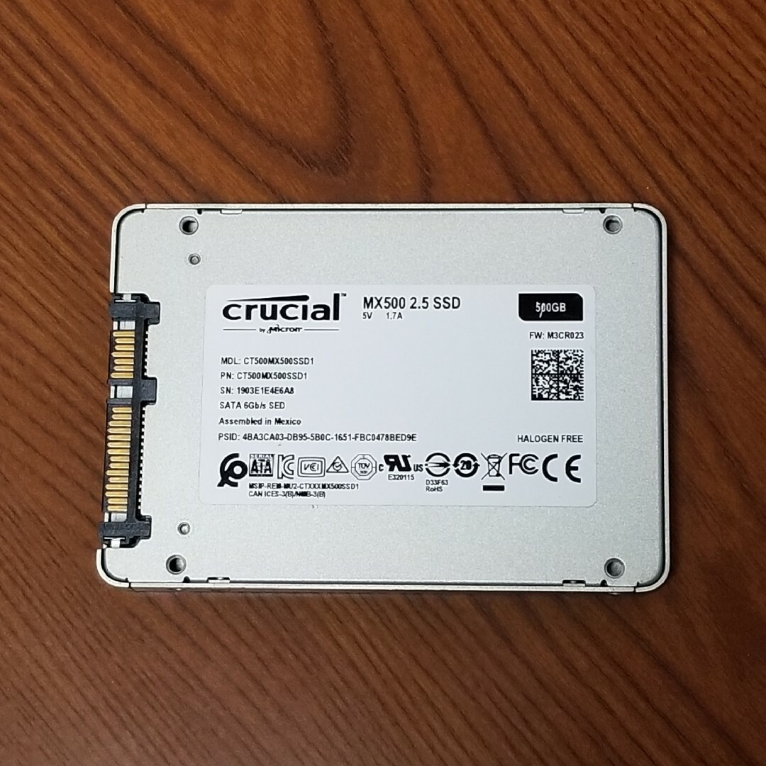 Crucial SSD500GB 使用時間473h