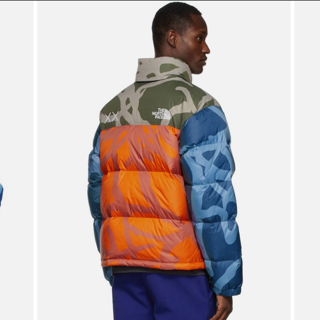 Kaws × The north face コラボヌプシ (希少)