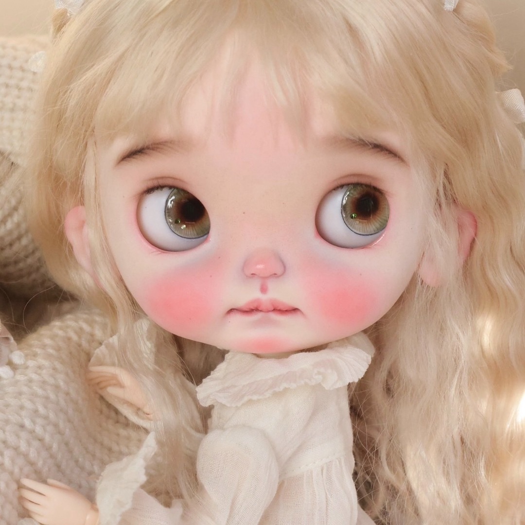 カスタムブライス 海外作家様 人形 かわいい クリーミー 透明感 姫 フルセット ハンドメイドのぬいぐるみ/人形(人形)の商品写真