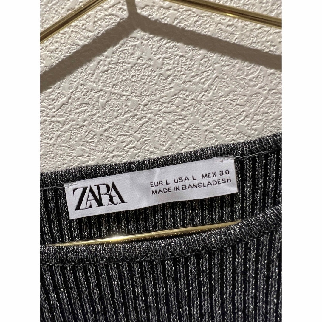 ZARA(ザラ)のZARAスパークリーニットクロップドトップス レディースのトップス(ニット/セーター)の商品写真