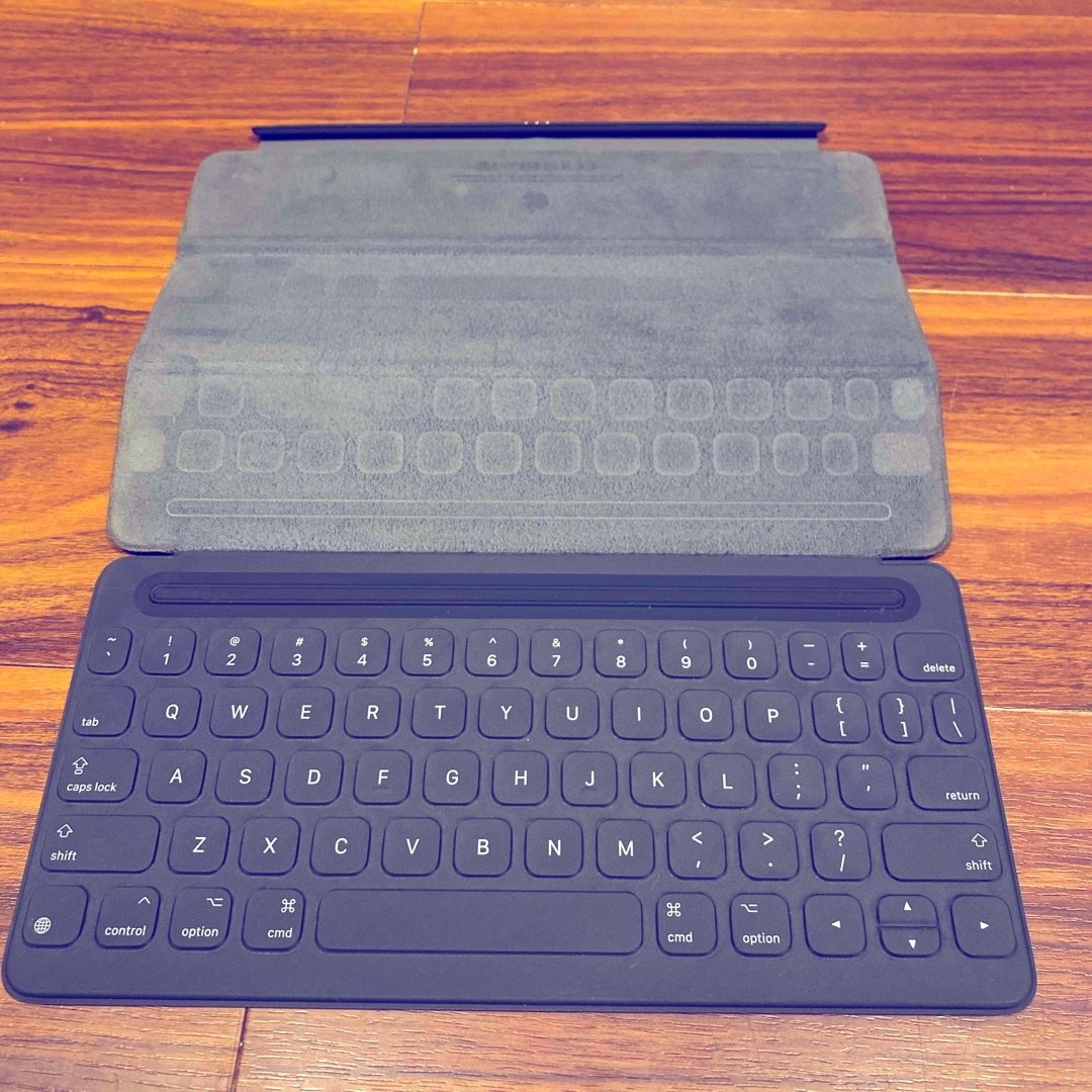 Apple(アップル)のiPad smart keyboard スマホ/家電/カメラのスマホアクセサリー(iPadケース)の商品写真