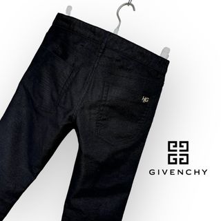 ジバンシィ(GIVENCHY)のGIVENCHY ジバンシー　綾織ブラックテーパードパンツ(デニム/ジーンズ)