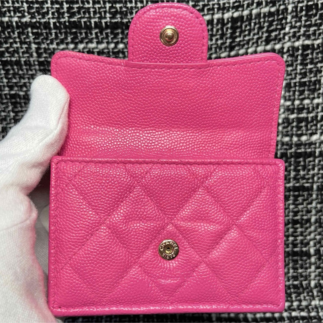 CHANEL - CHANEL マトラッセ キャビアスキン ミニウォレット CHANEL - CHANEL マトラッセ キャビアスキン ミニウォレット