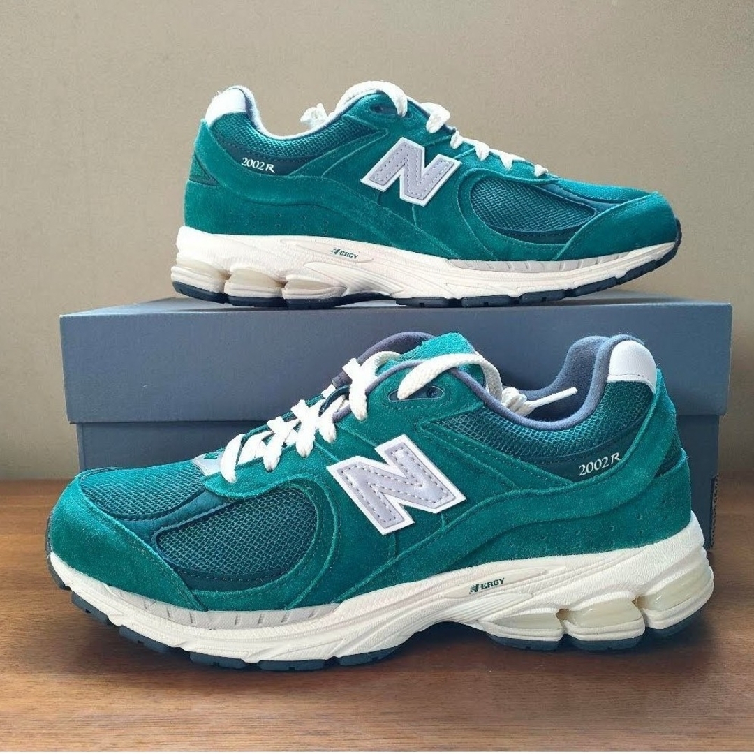 New Balance(ニューバランス)の希少✨【新品未使用】ニューバランス M2002RHB 26cm グリーン メンズの靴/シューズ(スニーカー)の商品写真