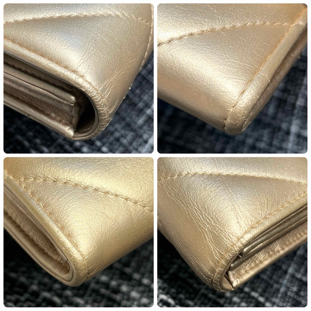 CHANEL - CHANEL ⭐︎31番台 シャネル19 ディズヌフ 長財布 CHANEL - CHANEL ⭐︎31番台 シャネル19 ディズヌフ 長財布
