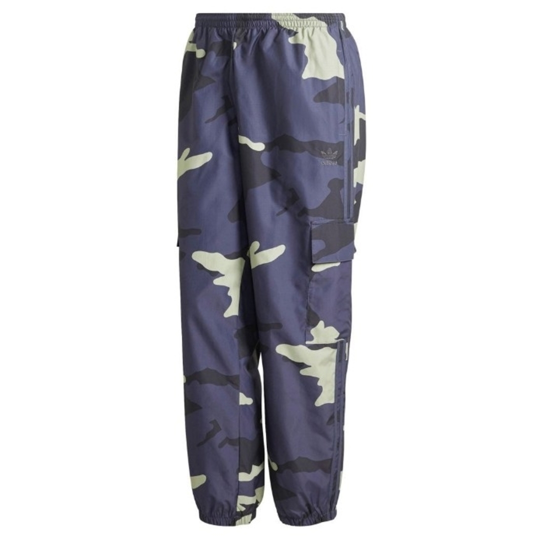 adidas(アディダス)のアディダス ORIGINALS CAMO ナイロンパンツ M スポーツ/アウトドアのトレーニング/エクササイズ(トレーニング用品)の商品写真