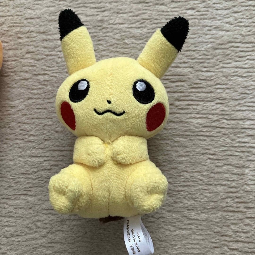 ポケモン(ポケモン)の【3個セット】ポケモンセンター　ピカチュウ　ヒトカゲ　ぬいぐるみ　人形　プチ エンタメ/ホビーのおもちゃ/ぬいぐるみ(ぬいぐるみ)の商品写真