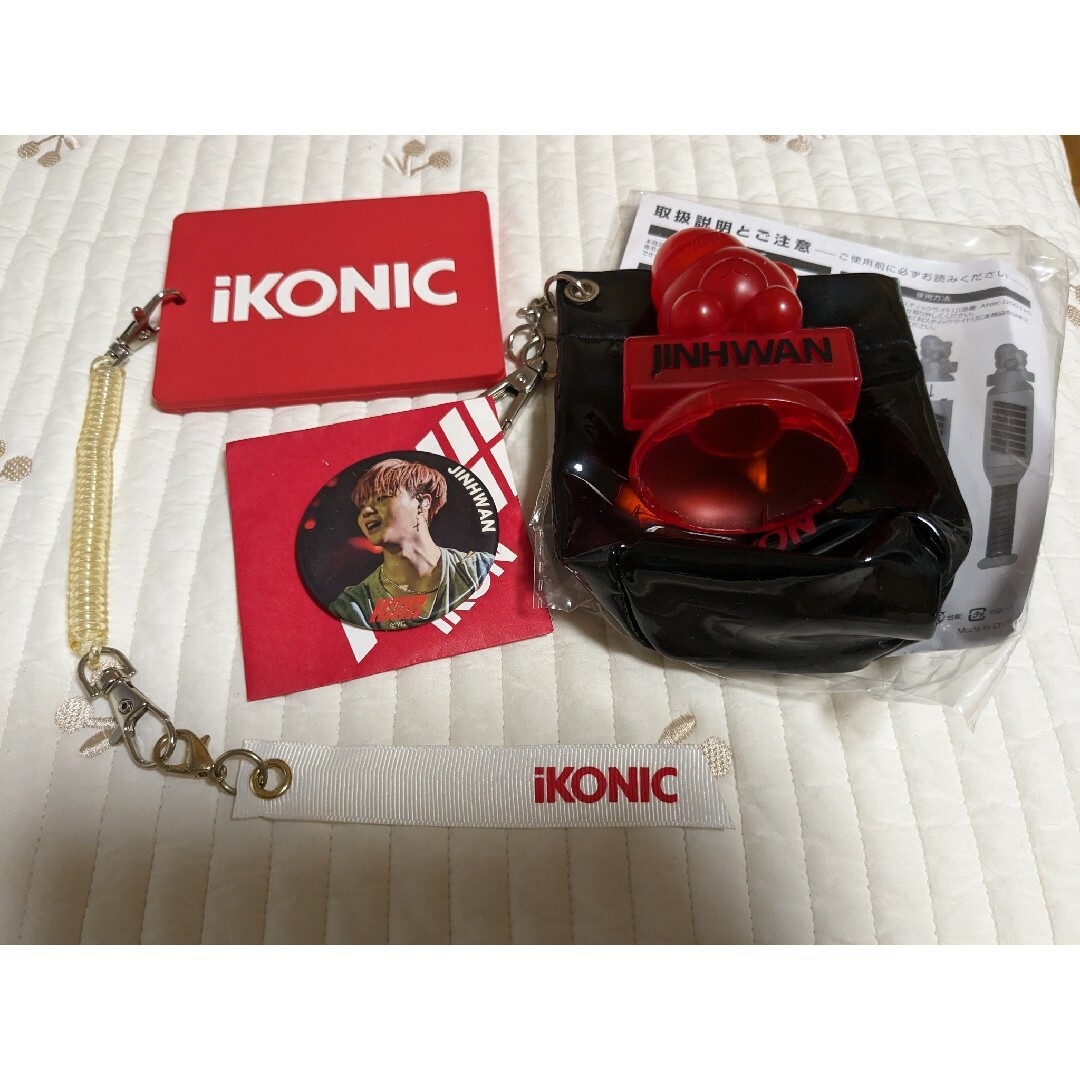 iKON(アイコン)のIKON コンバット アクセサリー ジナン LIGHT STICK エンタメ/ホビーのCD(K-POP/アジア)の商品写真