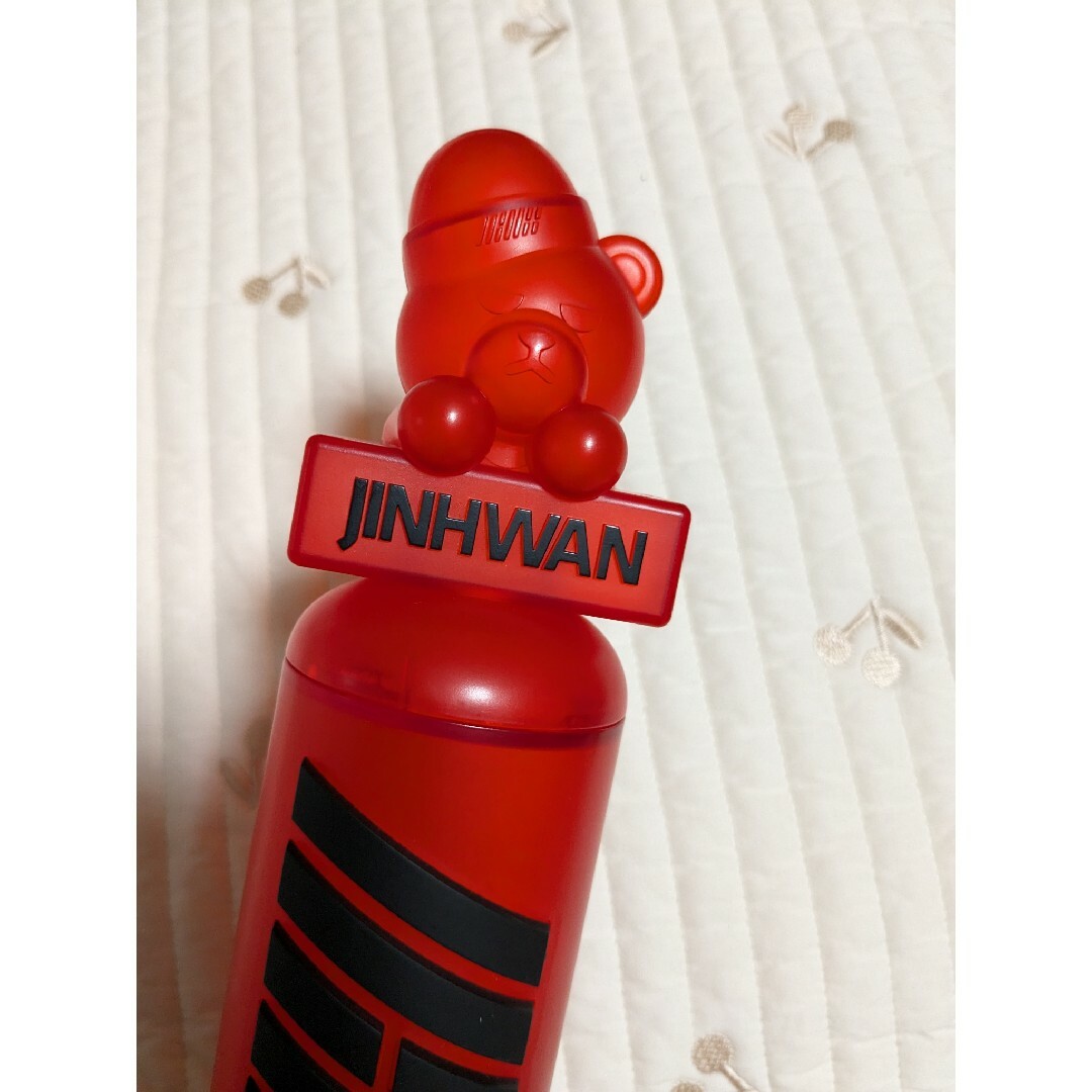 iKON(アイコン)のIKON コンバット アクセサリー ジナン LIGHT STICK エンタメ/ホビーのCD(K-POP/アジア)の商品写真