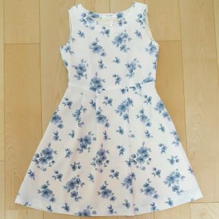 ハニーズ(HONEYS)の新品 Honeys 花柄ﾜﾝﾋﾟｰｽ(ミニワンピース)