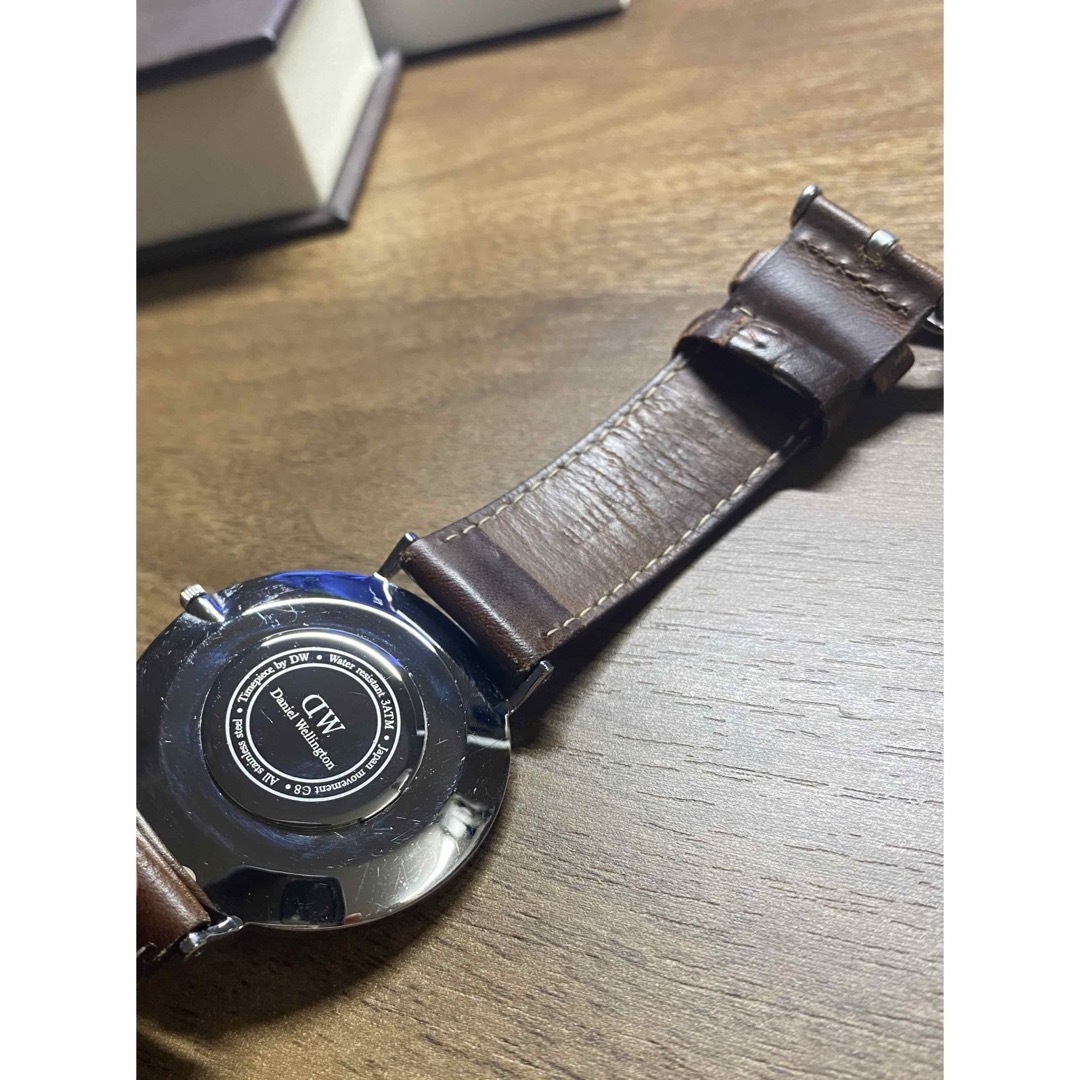 Daniel Wellington(ダニエルウェリントン)のダニエルウェリントン　DW 革ベルト　腕時計 メンズの時計(腕時計(アナログ))の商品写真