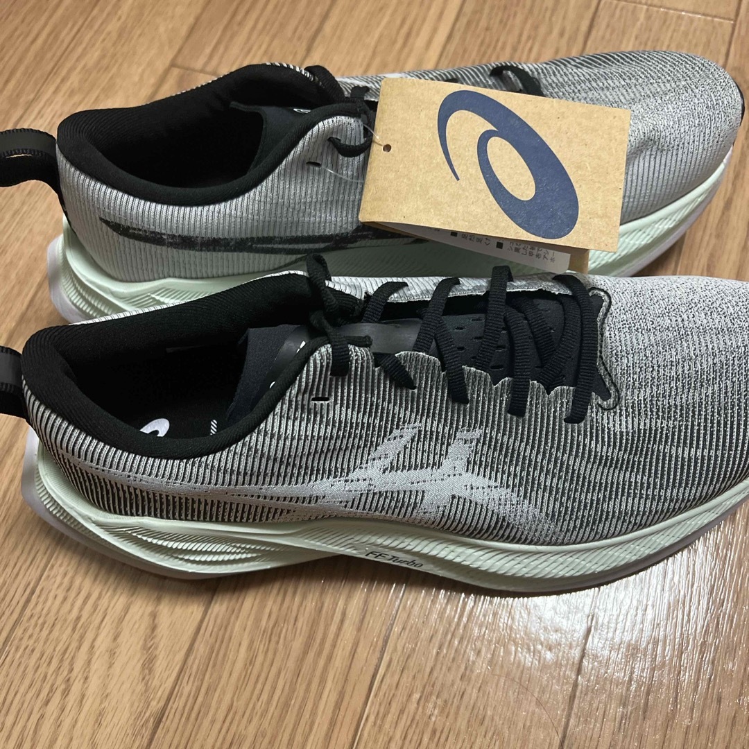 【新品・未使用】 asics アシックス スーパーブラスト 27cm