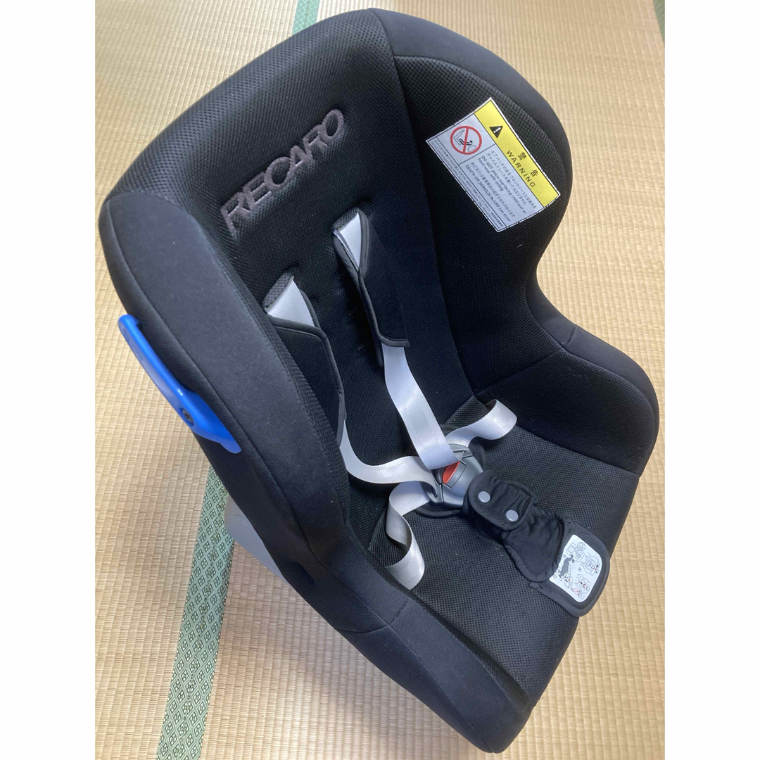 RECARO(レカロ)のレカロ スタート アイキュー RECARO Start iQ コールブラック キッズ/ベビー/マタニティの外出/移動用品(自動車用チャイルドシート本体)の商品写真