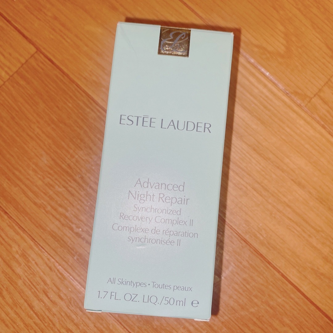 Estee Lauder(エスティローダー)の【新品】正規品 エスティローダー アドバンスナイトリペア SRおまけつき コスメ/美容のスキンケア/基礎化粧品(美容液)の商品写真