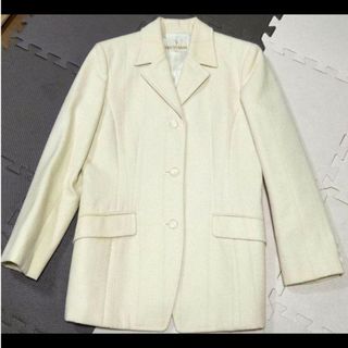 トラサルディ(Trussardi)の美品　TRUSSARDI（トラサルディ） レディース ジャケット 　サイズ42(テーラードジャケット)