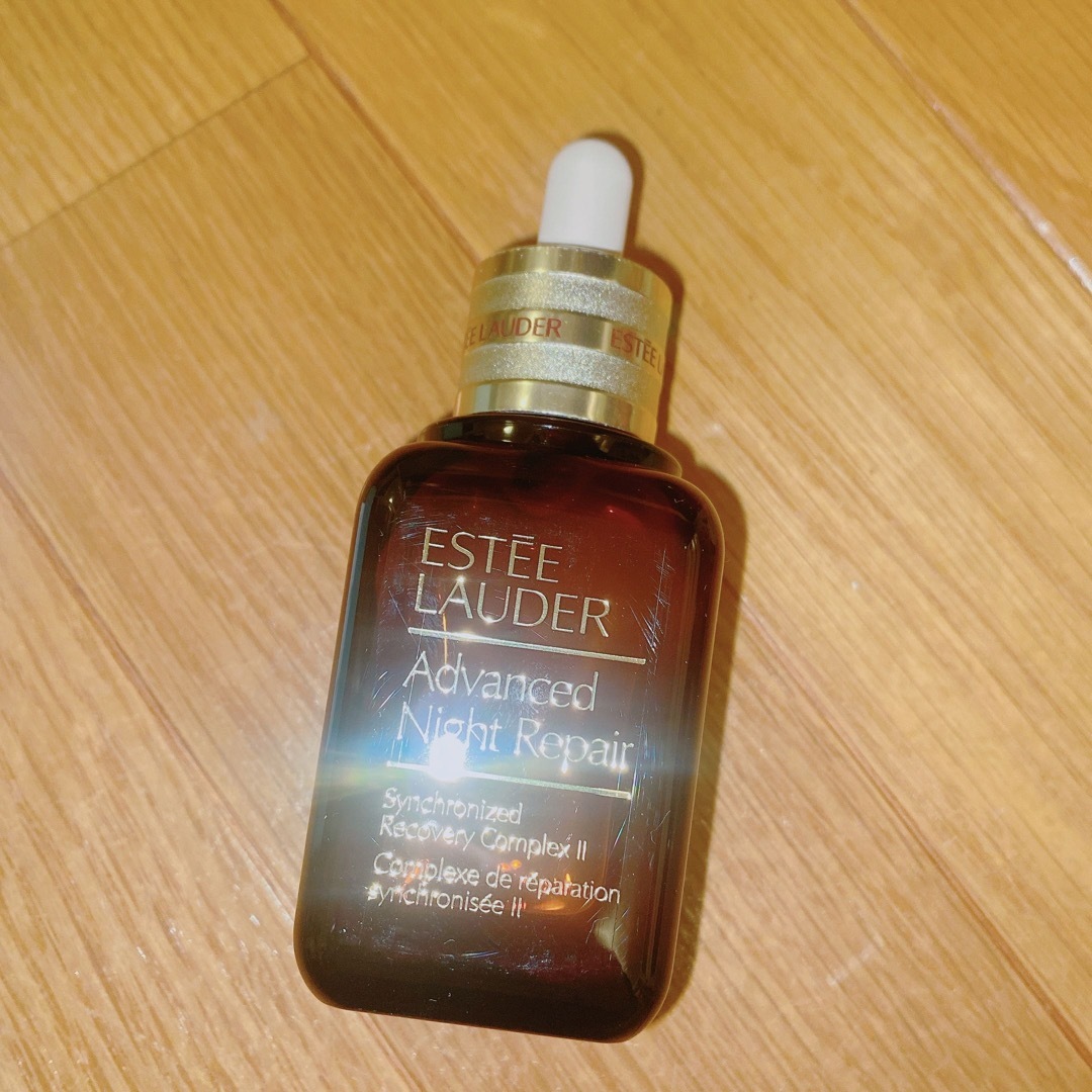 Estee Lauder(エスティローダー)の【新品】正規品 エスティローダー アドバンスナイトリペア SRおまけつき コスメ/美容のスキンケア/基礎化粧品(美容液)の商品写真