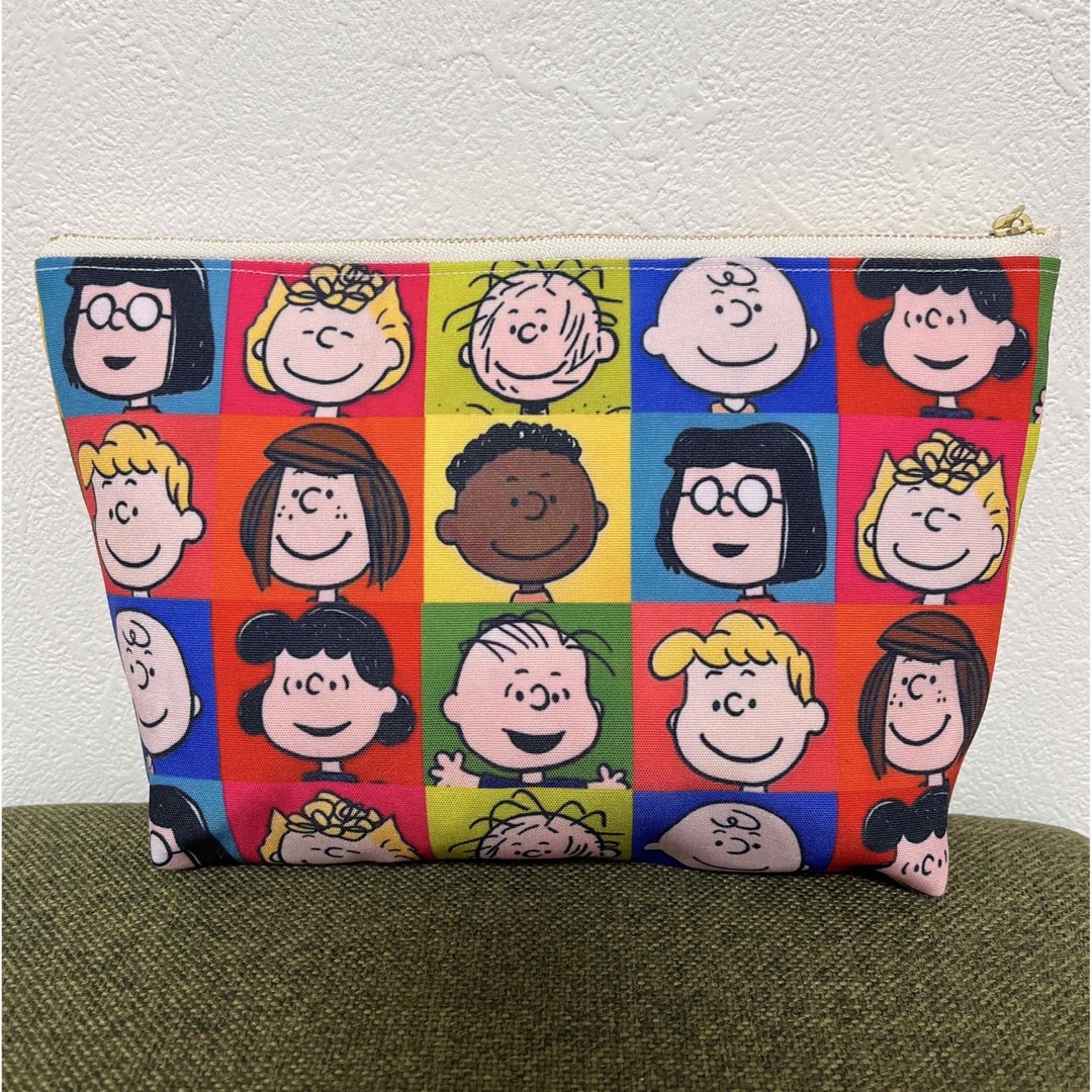 PEANUTS(ピーナッツ)のSALE⭐️PEANUTS おっきなポーチ ハンドメイドのファッション小物(ポーチ)の商品写真