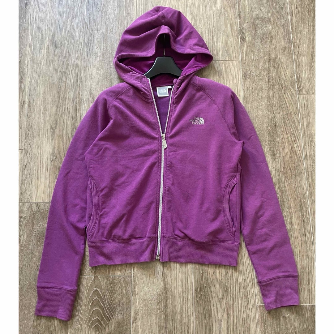 THE NORTH FACE(ザノースフェイス)のザノースフェイス　パーカー　レディース　Sサイズ レディースのトップス(パーカー)の商品写真