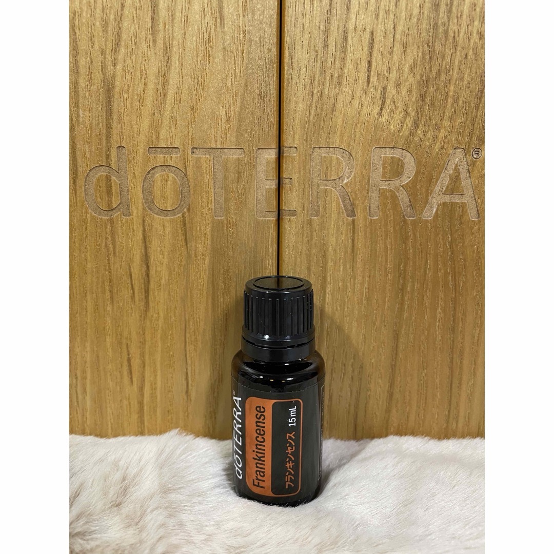 doTERRA(ドテラ)のdoTERRA ドテラ　正規品　フランキンセンス15 ml コスメ/美容のリラクゼーション(エッセンシャルオイル（精油）)の商品写真