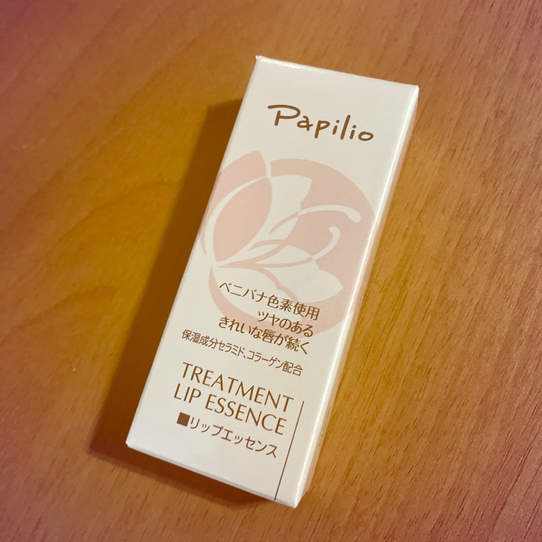 Papilio(パピリオ)のPapilio✴︎パピリオ✴︎トリートメントリップエッセンスEX✴︎レッド系 コスメ/美容のスキンケア/基礎化粧品(リップケア/リップクリーム)の商品写真