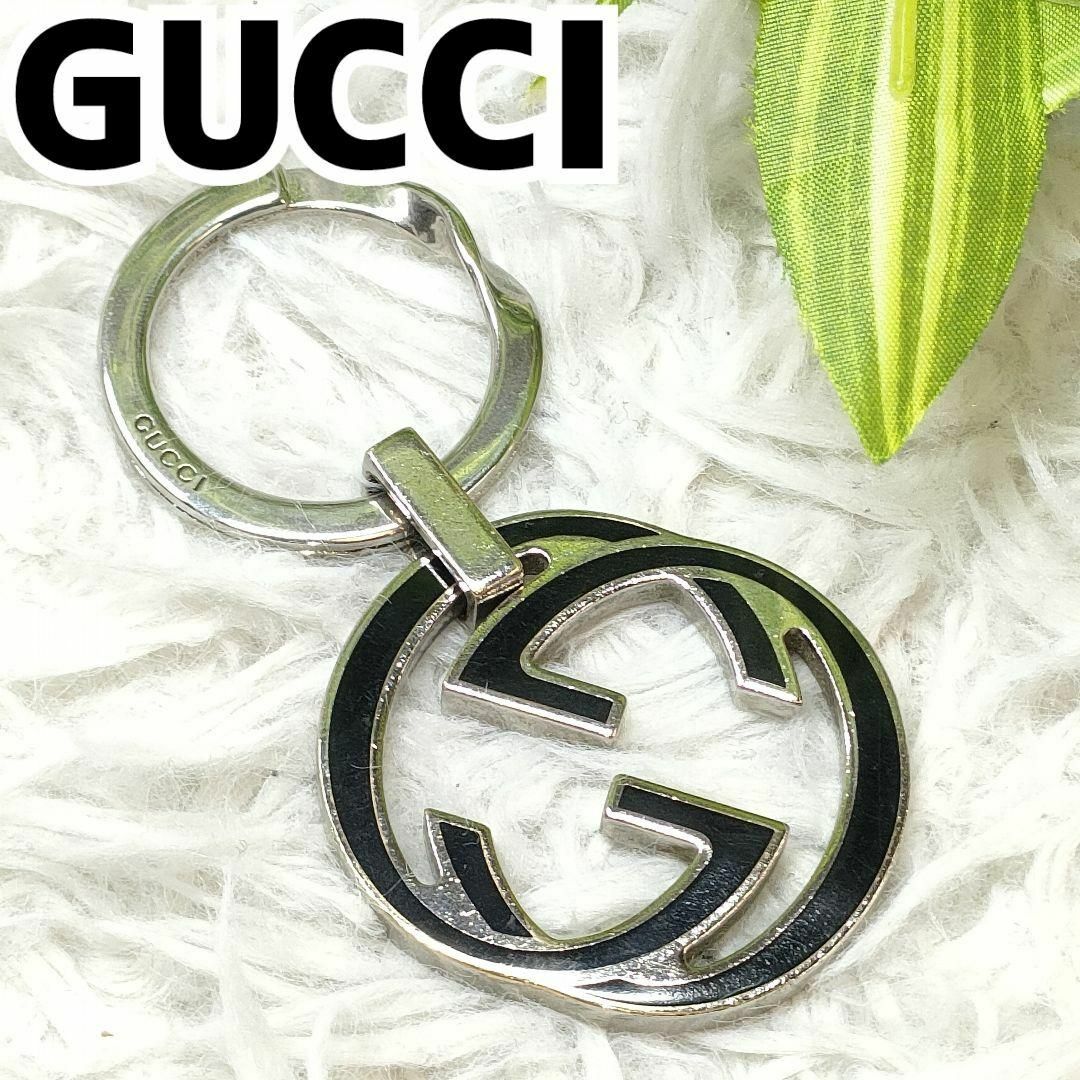 Gucci(グッチ)のグッチ インターロッキング キーリング キーホルダー GG シルバー ロゴ 男女 レディースのファッション小物(キーホルダー)の商品写真