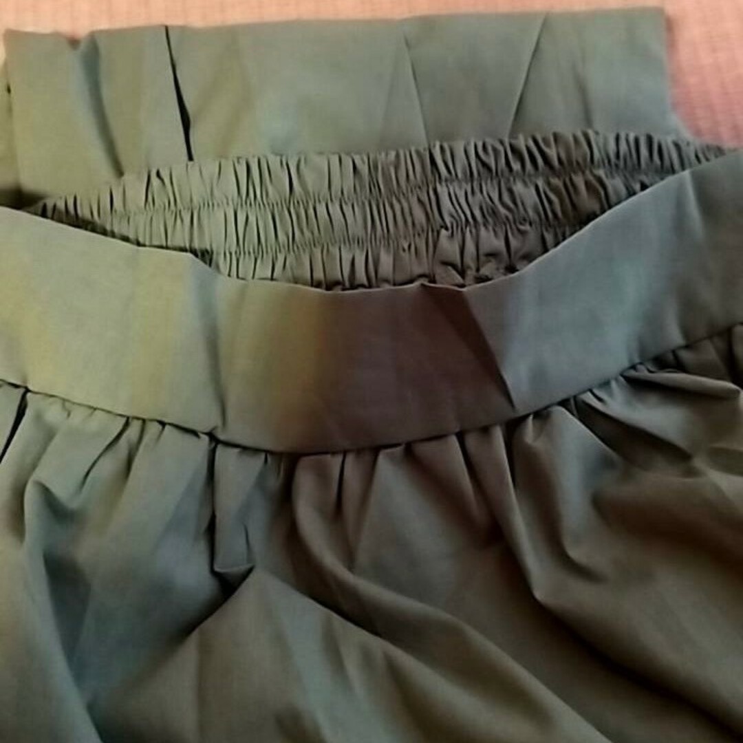 ロングスカート フレア ギャザースカート ウエストゴム カーキ レディースのスカート(ロングスカート)の商品写真