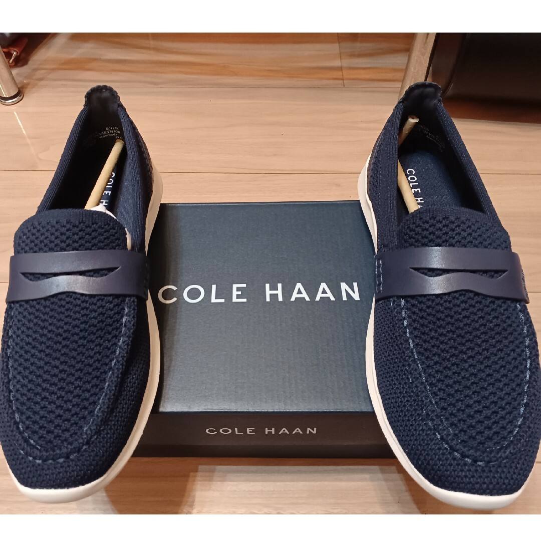 Cole Haan(コールハーン)のCOLE HAAN　モカシン23.5 レディースの靴/シューズ(スリッポン/モカシン)の商品写真