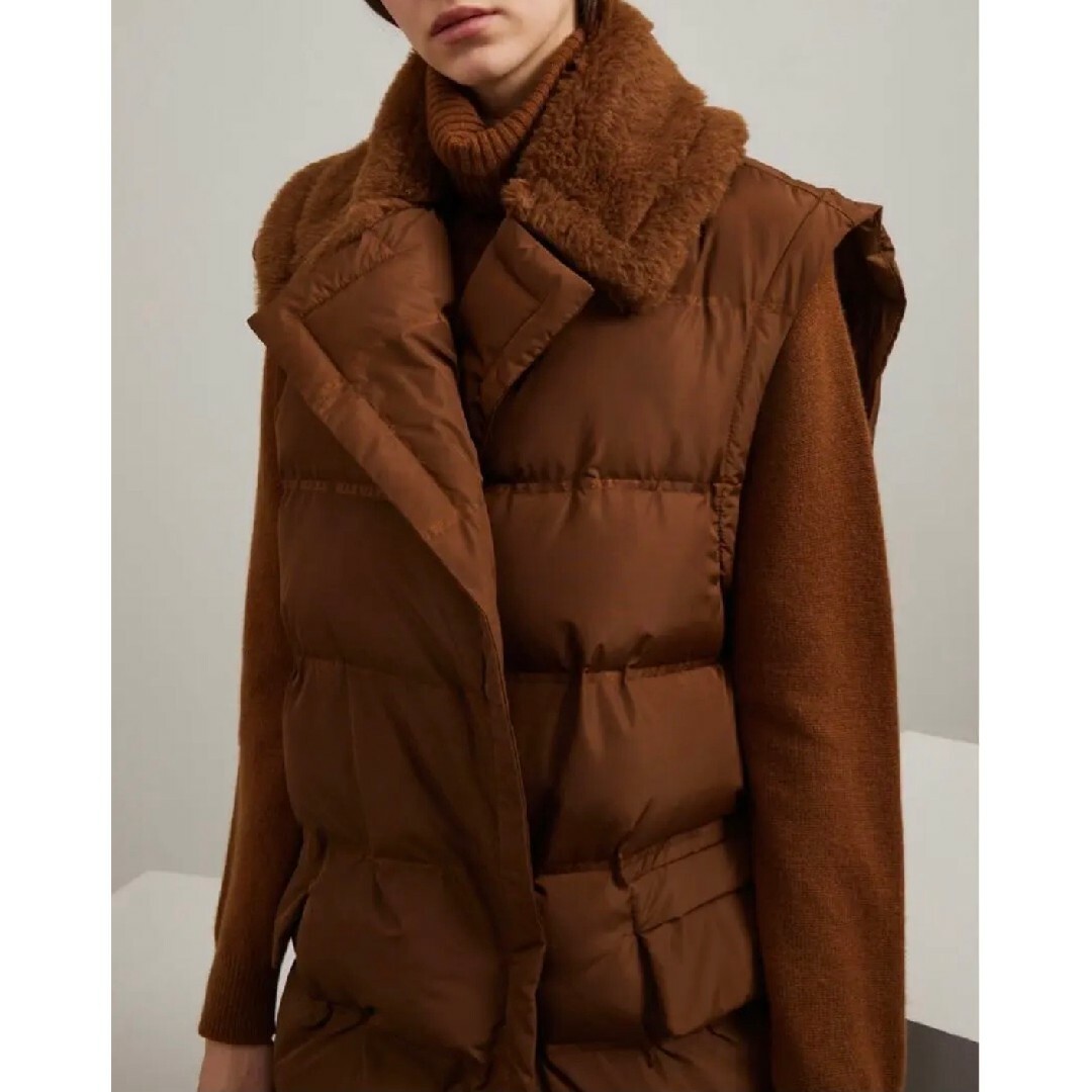 Max Mara(マックスマーラ)のMax Mara COCCOLE ロングジレ 新品 レディースのジャケット/アウター(ダウンベスト)の商品写真