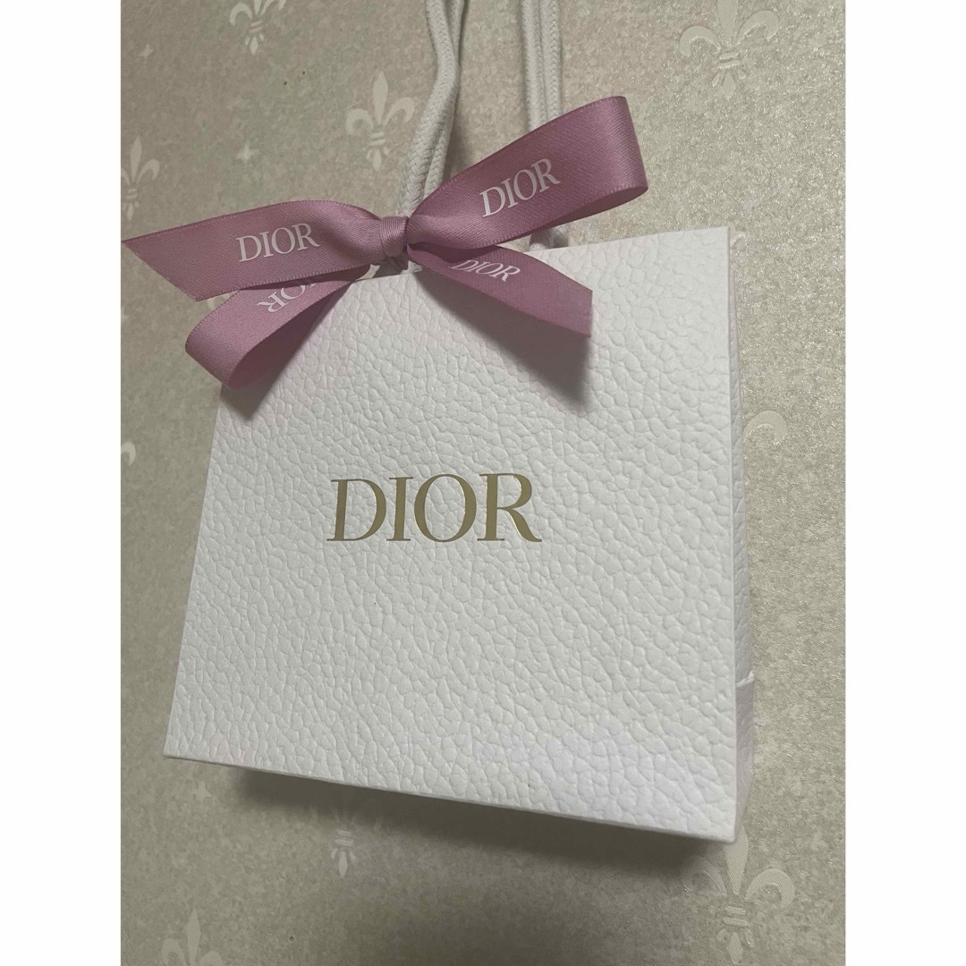 最新Dior  ディオール ショップ手提げ ショッパー ショップ袋 リボン レディースのバッグ(ショップ袋)の商品写真