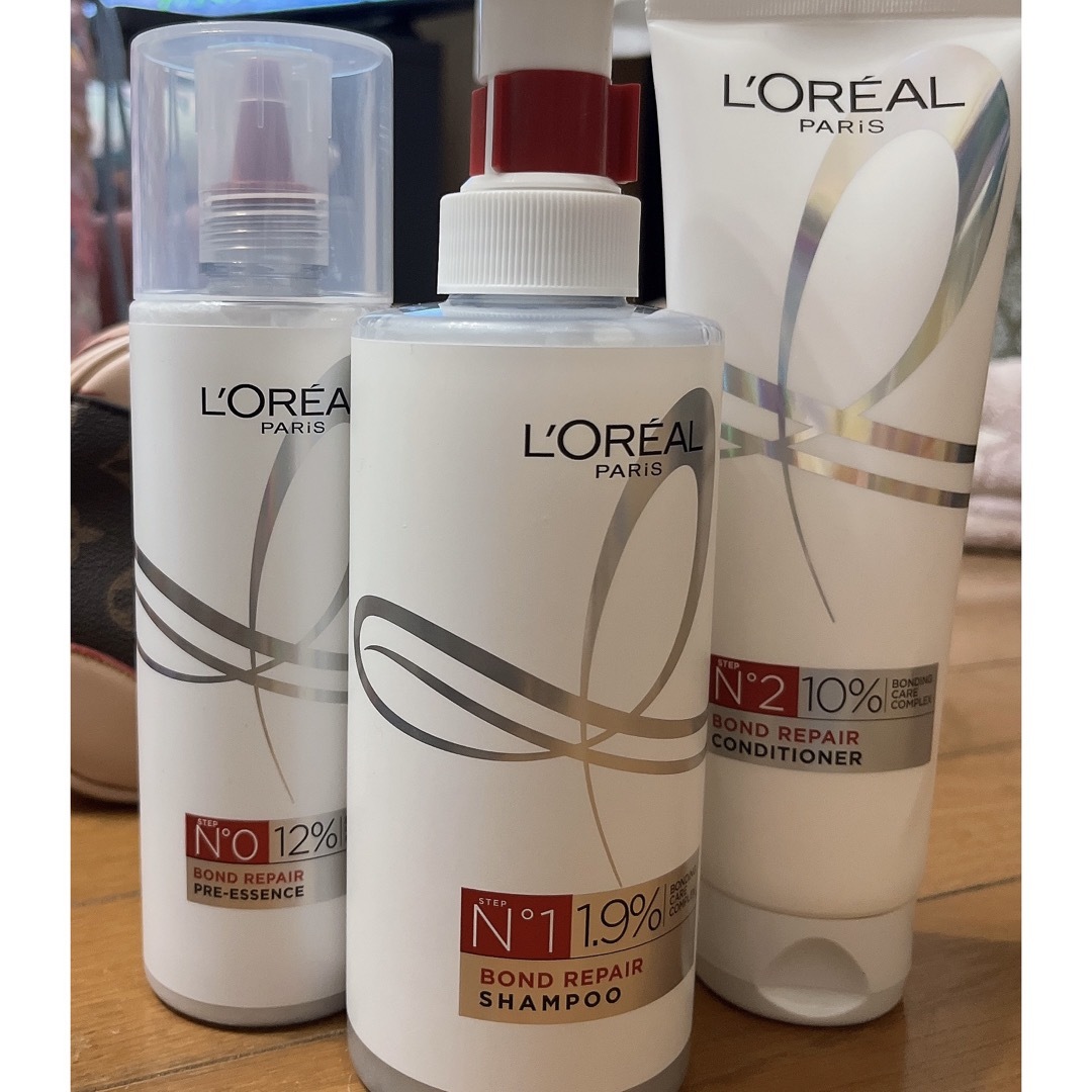 L'Oreal Paris(ロレアルパリ)のロレアルパリ シャンプー コスメ/美容のヘアケア/スタイリング(シャンプー/コンディショナーセット)の商品写真