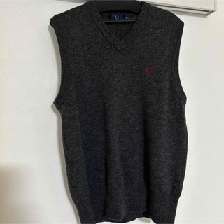 FRED PERRY(ベスト)のフリマアイテム一覧 FRED PERRY(ベスト)のフリマアイテム一覧