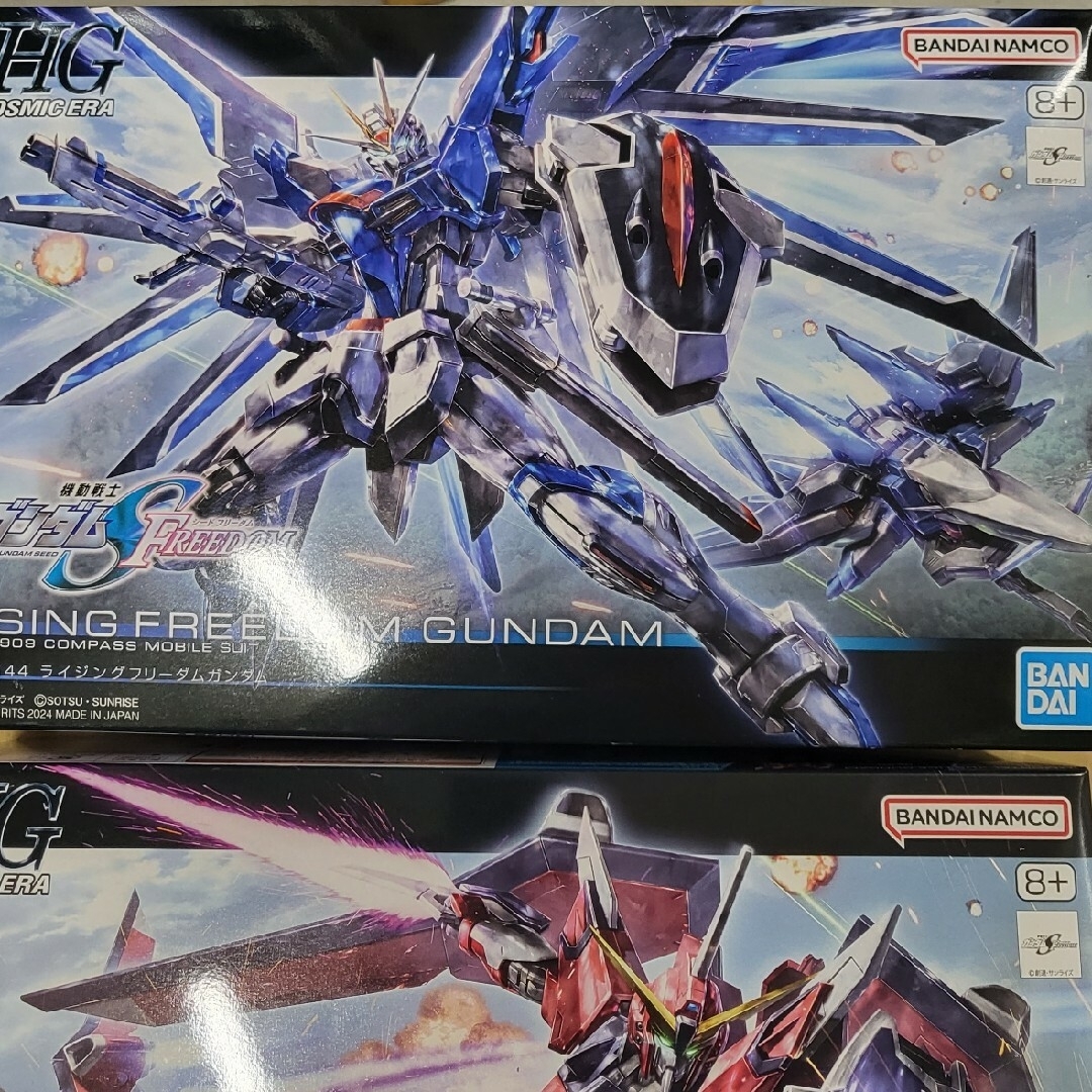 BANDAI(バンダイ)の送料無料！ライジングフリーダム&イモータルジャスティス プラモデル2点セット エンタメ/ホビーのおもちゃ/ぬいぐるみ(模型/プラモデル)の商品写真