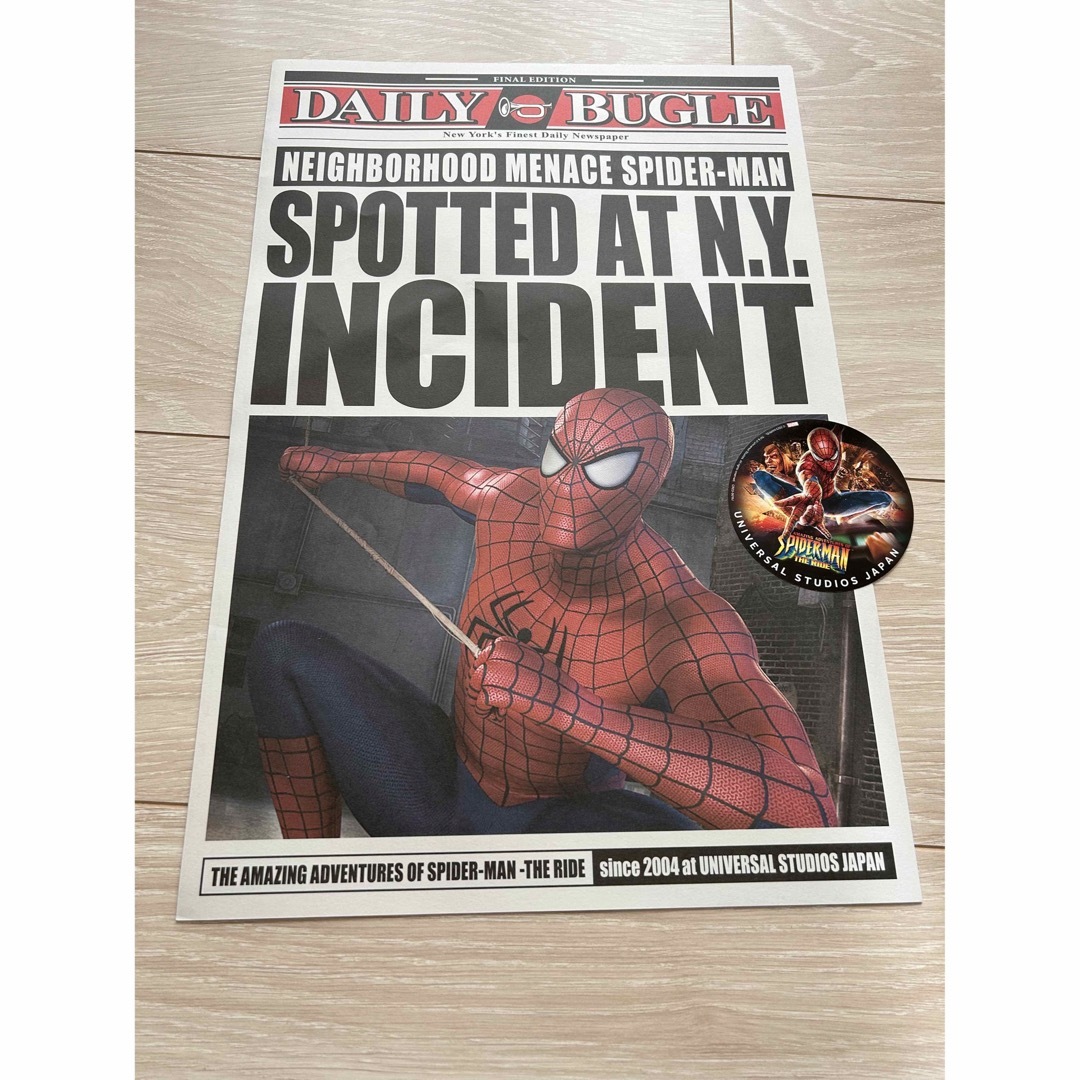 MARVEL(マーベル)のスパイダーマン　新聞　記念ステッカー　シール　USJ ユニバ　非売品　レア エンタメ/ホビーのおもちゃ/ぬいぐるみ(キャラクターグッズ)の商品写真