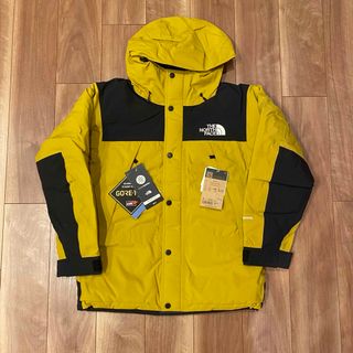 ザノースフェイス(THE NORTH FACE)の新品未使用 ザ・ノース・フェイス マウンテンダウンジャケット Mサイズ イエロー(ダウンジャケット)