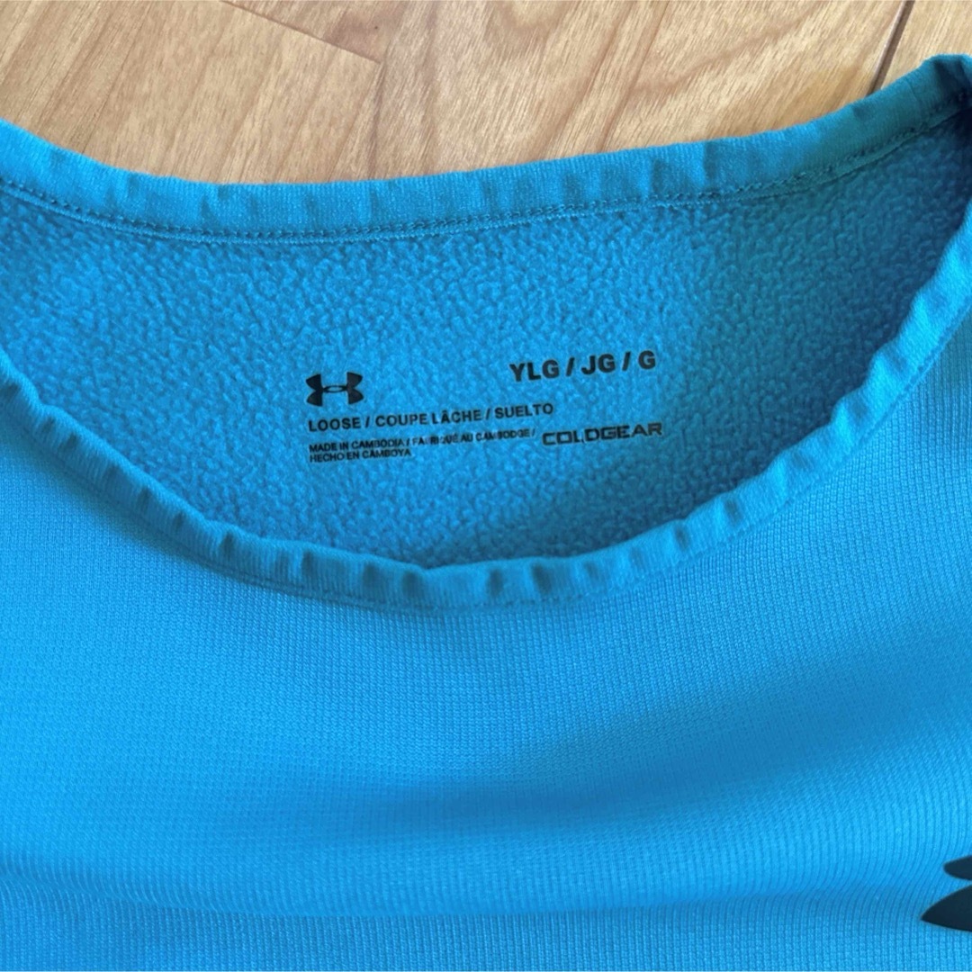 UNDER ARMOUR(アンダーアーマー)のUNDER ARMOR Jr 裏起毛ロンT エメラルドグリーン 150cm キッズ/ベビー/マタニティのキッズ服男の子用(90cm~)(Tシャツ/カットソー)の商品写真