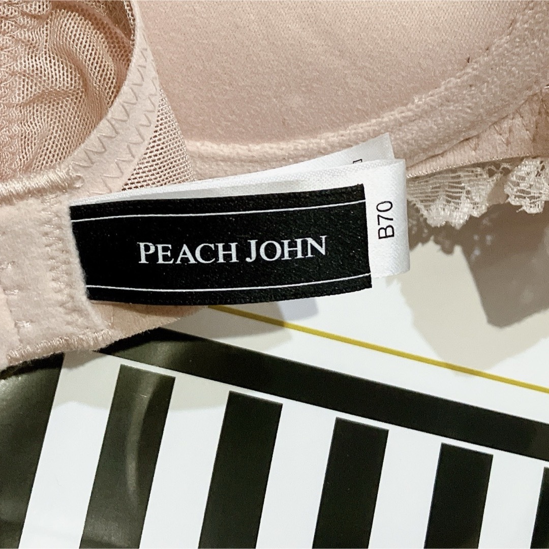 PEACH JOHN(ピーチジョン)のお値下 新品 ピーチジョン すてきオーラブラ ピンク レディースの下着/アンダーウェア(ブラ)の商品写真