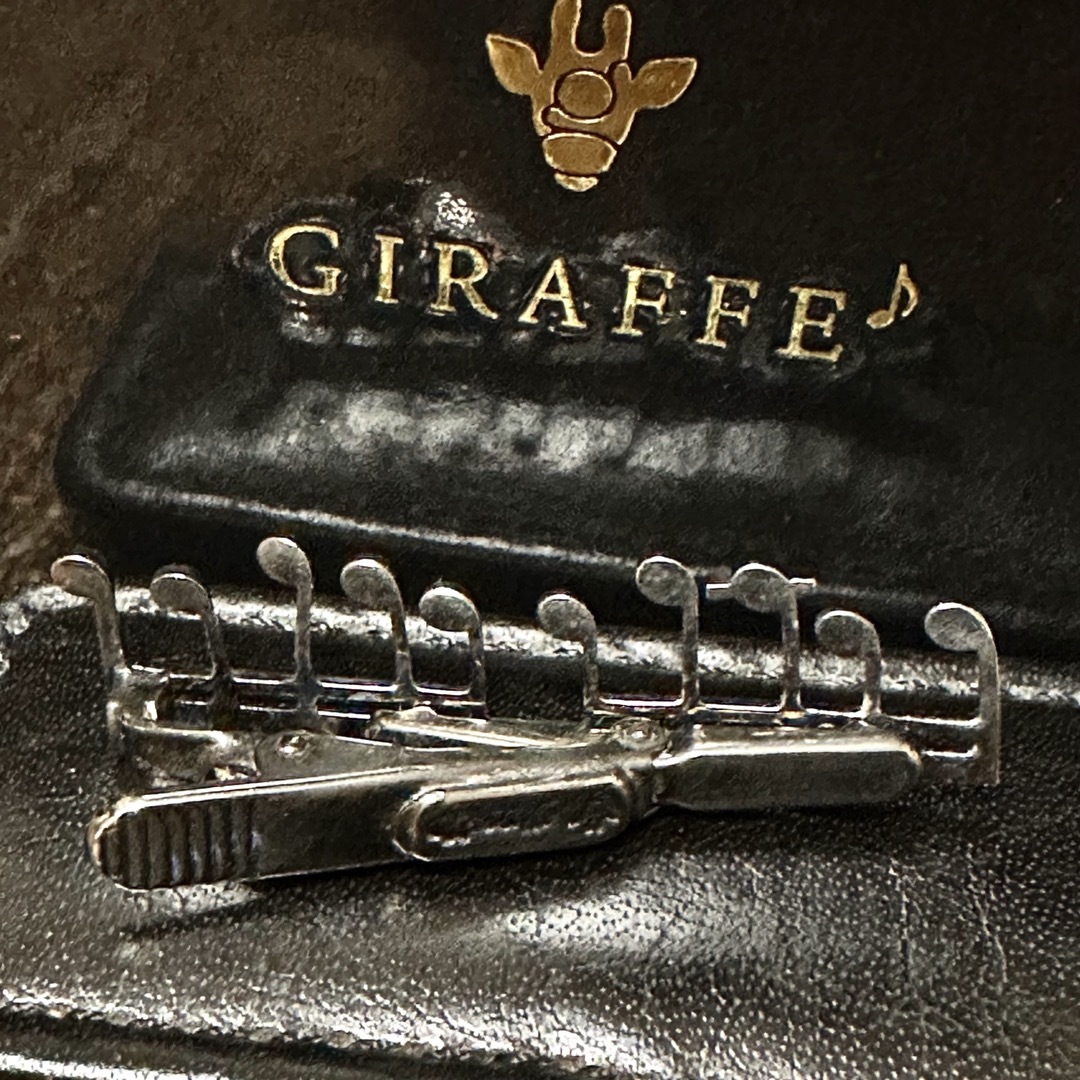 giraffe(ジラフ)のgiraffe ネクタイピン　音符 ミュージックノート　ブラック メンズのファッション小物(ネクタイピン)の商品写真